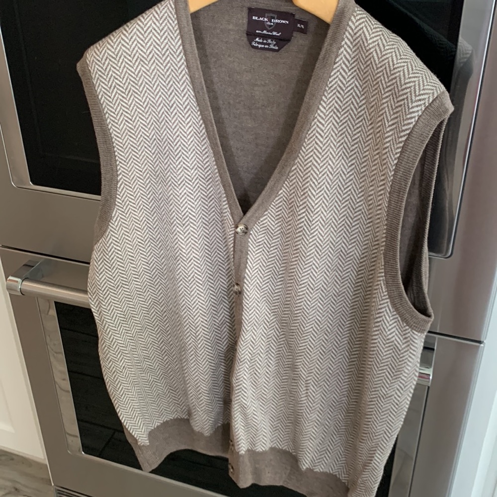 Merino Wool V-Neck sweater vest